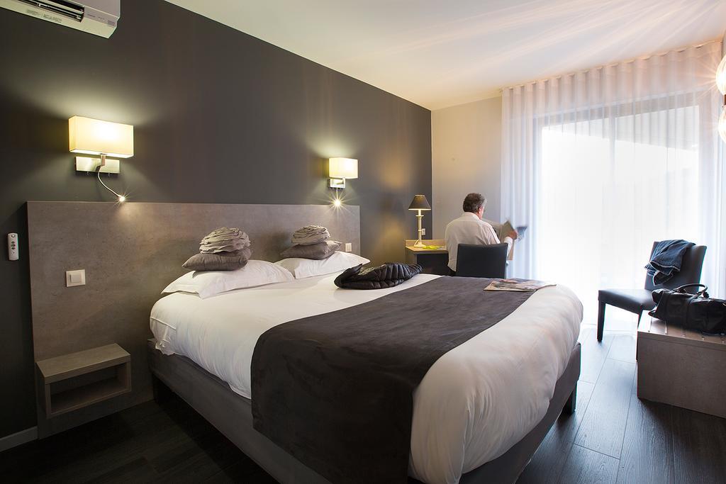 Logis Hotel - Restaurant - Spa - Le Relais De Farrou Villefranche-de-Rouergue Exteriér fotografie